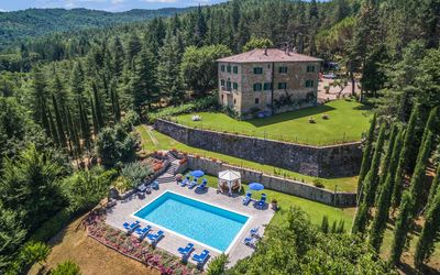 Palazzo Rosadi: Eigendom, Heuvel Station, Landgoed, Natuurlijk Landschap, Huis, Onroerend Goed, Gebouw, Herenhuis, Boom, Berg