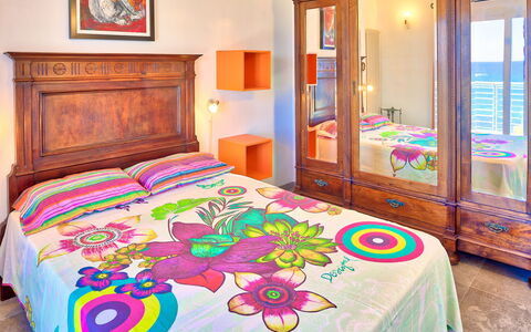 Lucrezia - San Lorenzo: Slaapkamer, Laken, Bed, Kamer, Bedding, Meubilair, Bed Frame, Eigendom, Dekbedovertrek, Matras