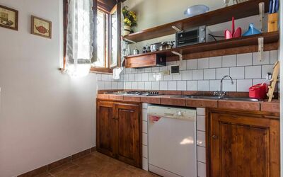 Panfilo: Eigendom, Kamer, Keuken, Meubilair, Gebouw, Cabinetry, Huis, Onroerend Goed, Interieur Ontwerp, Countertop