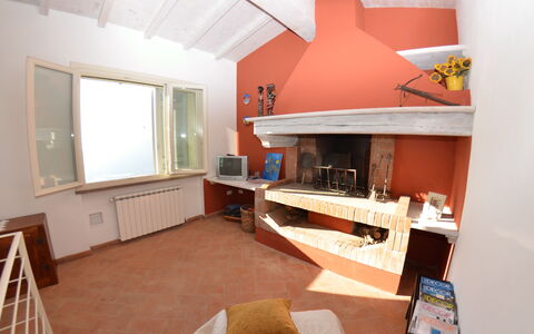 Podere San Martino: Kamer, Eigendom, Interieur Ontwerp, Gebouw, Meubilair, Huis, Plafond, Verdieping, Muur, Onroerend Goed