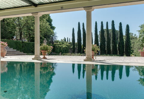 Terrazza e Libreria: Water, Fabriek, Lucht, Gebouw, Zwembad, Boom, Vrije Tijd, Onroerend Goed, Samengesteld Materiaal, Landschap