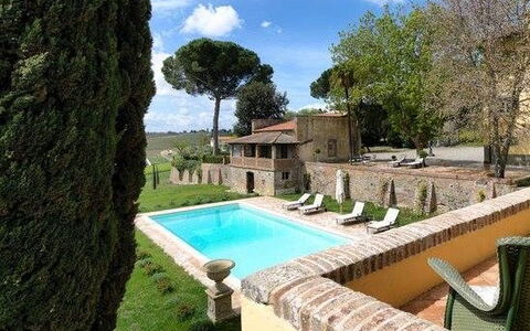 Luna Di Cortona: Eigendom, Gebouw, Zwembad, Huis, Landgoed, Onroerend Goed, Villa, Huis, Hacienda, Appartement