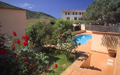 Rosa Di Nisporto: Eigendom, Onroerend Goed, Huis, Gebouw, Zwembad, Villa, Appartement, Huis, Werf, Backyard