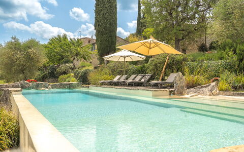 Camporempoli: Zwembad, Struik, Tuin, Waterpartij, Landscaping, Eco Hotel, Toevlucht, Landgoed, Hacienda, Backyard