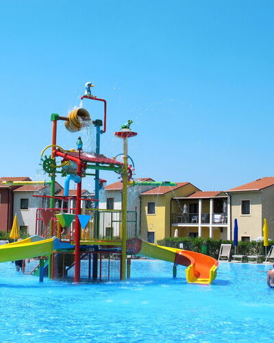 Peschiera del Garda 652: Zwembad, Recreatie, Toevlucht, Vakantie, Badplaats, Waterpark, Recreatiecentrum