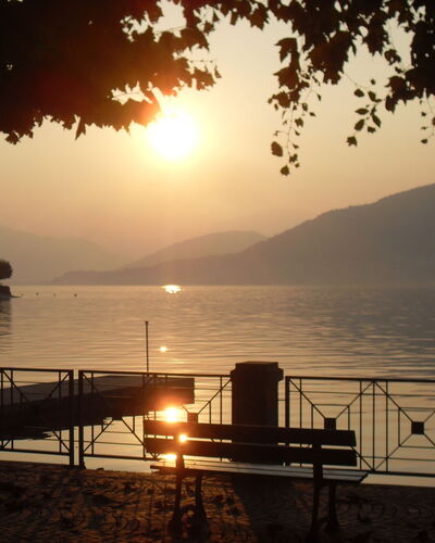 Montesole: Water, Lucht, Atmosfeer, Afterglow, Licht, Berg, Schemer, Zonsondergang, Boom, Meer