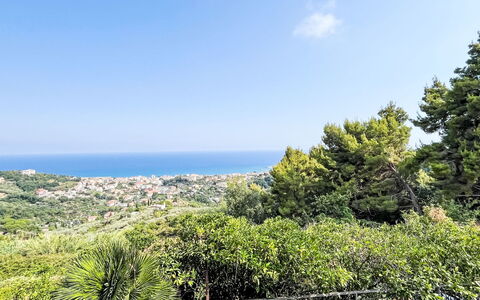 Pietra Ligure 612: Lucht, Blauw, Dag, Horizon, Vegetation, Zee, Plantengemeenschap, Oceaan, Kust, Tropen