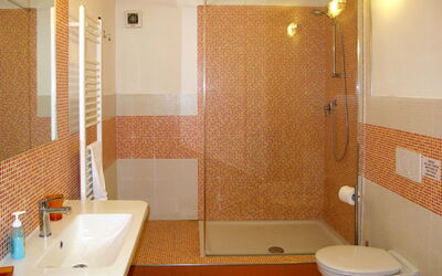 Accommodatie:&nbsp;Orange (Slr353) 645.4