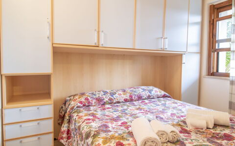 Barbie: Meubilair, Cabinetry, Venster, Comfort, Gebouw, Bed Frame, Hout, Bed, Verdieping, Flooring