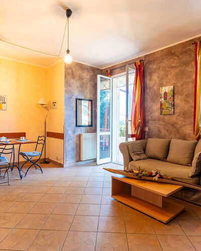 Zenzero e Cannella: Buitenmeubels, Schaduw, Balkon, Veranda, Eco Hotel, Stoel, Buitentafel, Beits, Keuken En Eettafel, Villa