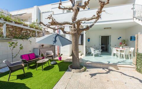 Casa Rosa: Eigendom, Huis, Gebouw, Onroerend Goed, Huis, Kamer, Appartement, Villa, Backyard, Woongebied