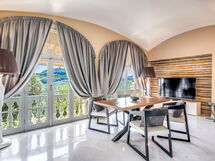 Villa Alfresco