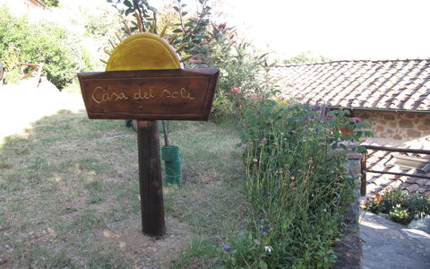La Casa Del Sole: Gras, Font, Fabriek, Landschap, Werf, Tuin, Landscaping