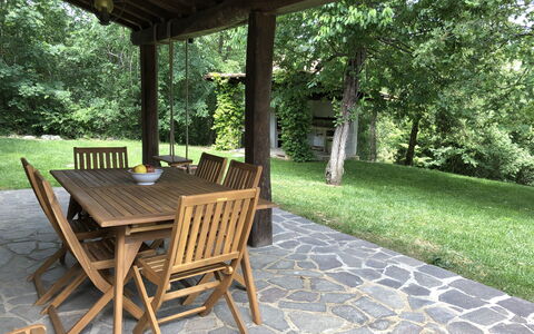 Beautiful Stone Country Villa: Eigendom, Meubilair, Tafel, Kamer, Huis, Onroerend Goed, Verblijf, Stoel, Huis, Gebouw