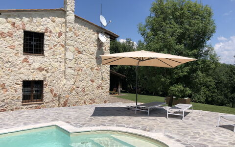 Beautiful Stone Country Villa: Eigendom, Huis, Gebouw, Zwembad, Onroerend Goed, Verblijf, Huis, Villa, Boerderij, Patio