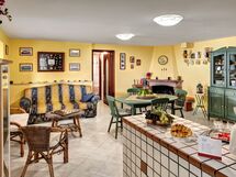 casina-priora-sorrento-villa-living-room