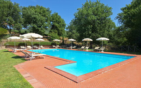 Agriturismo L'incrociata: Zwembad, Toevlucht, Eco Hotel, Landgoed, Hacienda, Schaduw, Buitenmeubels, Tuin, Villa, Landscaping