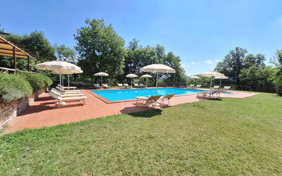Agriturismo L'incrociata: Zwembad, Toevlucht, Eco Hotel, Hacienda, Landgoed, Villa, Tuin, Landscaping, Schaduw, Hotel