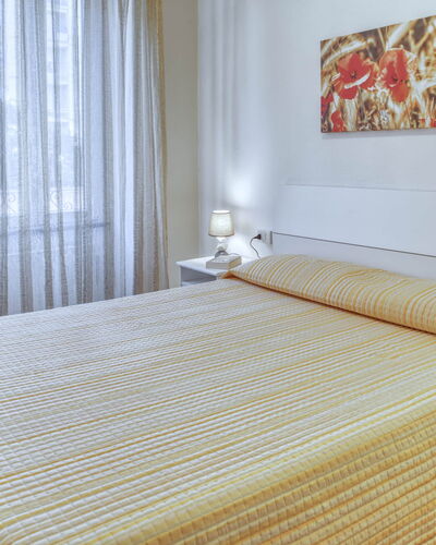 Nina Home - Levanto: Eigendom, Meubilair, Gebouw, Comfort, Hout, Textiel, Interieur Ontwerp, Verdieping, Flooring, Bed Frame