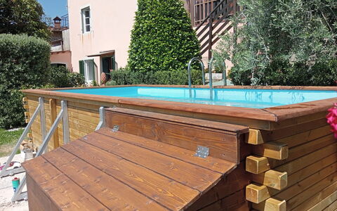 Alla Collina Del Sole: Hout, Zwembad, Beits, Samengesteld Materiaal, Hardwood, Vrije Tijd, Plank, Dek, Multiplex, Schaduw