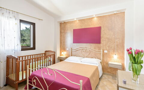 Villa Käthe Con Piscina Privata: Meubilair, Gebouw, Comfort, Hout, Textiel, Fabriek, Interieur Ontwerp, Verlichting, Flooring, Bed Frame