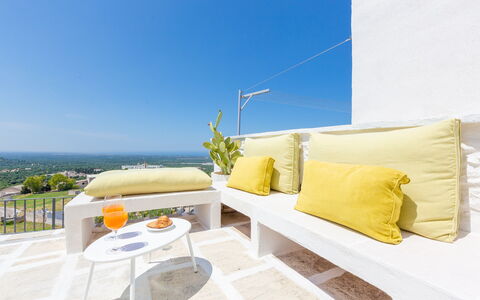 Romeo e Giulietta - Terrazza Vista Mare: Lucht, Eigendom, Fabriek, Comfort, Buitenmeubels, Interieur Ontwerp, Schaduw, Water, Bankstel, Hoofdkussen