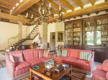 Villa Monia