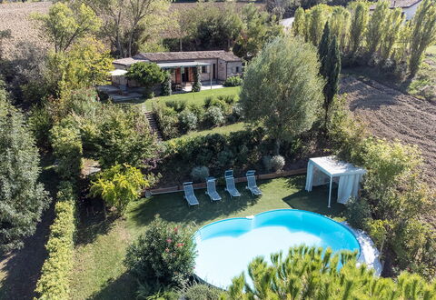 Villa Oleandri: Struik, Huis, Tuin, Huis, Zwembad, Land Lot, Landgoed, Verblijf, Boerderij