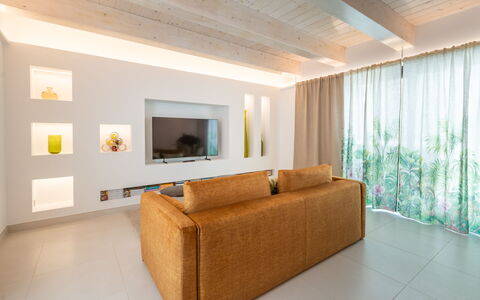 La Casa Di Campagna: Meubilair, Interieur Ontwerp, Flooring, Muur, Verdieping, Bankstel, Hout, Plafond, Woonkamer, Kamer