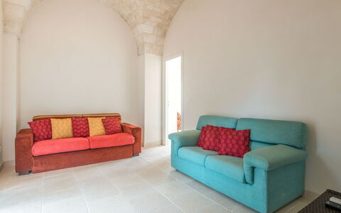 Bianco Trullo: Meubilair, Eigendom, Bankstel, Hout, Interieur Ontwerp, Flooring, Comfort, Verdieping, Woonkamer, Muur