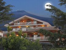 Etna Suites