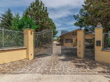 Sunrise Hill Holiday Home