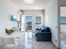 Blue-wave Experience Resort