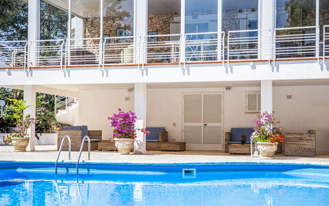Villa Sole Martina Franca: Zwembad, Toevlucht, Samengesteld Materiaal, Buitenmeubels, Schaduw, Veranda, Eco Hotel, Vrije Tijd, Balkon, Stoel
