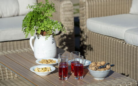 Bella Di Panzano: Tafel, Voedsel, Fabriek, Meubilair, Tableware, Dishware, Drinkware, Textiel, Tafelkleed, Interieur Ontwerp