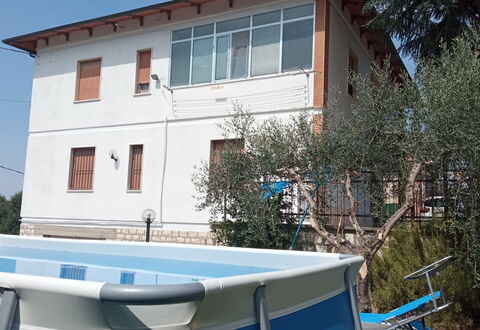 Casa Della Selce: Eigendom, Venster, Gebouw, Fabriek, Lucht, Huis, Boom, Architectuur, Buitenmeubels, Woongebied