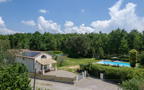 Villa Le Selve: Wolk, Fabriek, Lucht, Gebouw, Boom, Land Lot, Huis, Architectuur, Verblijf, Natuurlijk Landschap