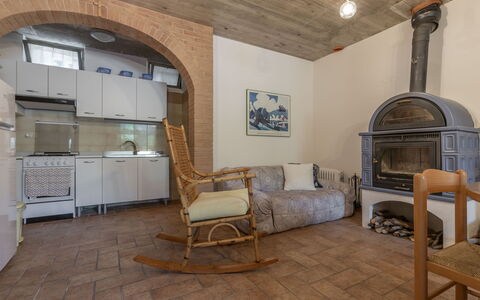 Casa Tramonti: Meubilair, Eigendom, Gebouw, Cabinetry, Hout, Interieur Ontwerp, Flooring, Verdieping, Comfort, Hardwood