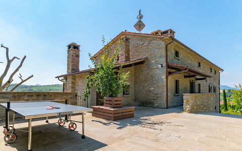 Villa Torre Delle Rose - Firenzuola, Private Pool,: Lucht, Fabriek, Gebouw, Tafel, Huis, Buitenmeubels, Deur, Verblijf, Hout, Venster