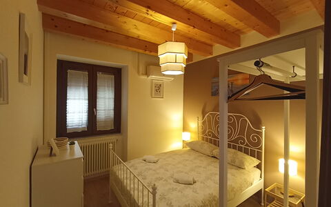 Casa Santa Venera: Eigendom, Gebouw, Meubilair, Venster, Comfort, Hout, Interieur Ontwerp, Verlichting, Verdieping, Lamp
