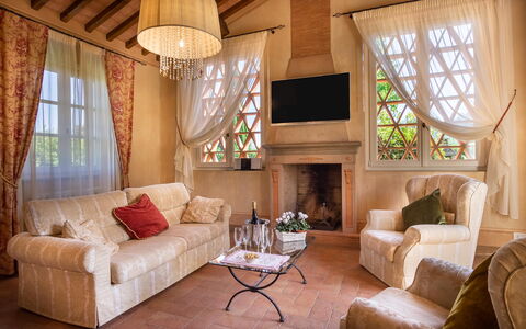 Le Vigne 4: Bruin, Meubilair, Eigendom, Bankstel, Hout, Interieur Ontwerp, Verlichting, Woonkamer, Venster, Comfort