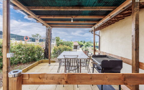 Anilde, Holiday Home with Pool, Wifi, Tuscany: Fabriek, Lucht, Hout, Schaduw, Boom, Wolk, Verblijf, Veranda, Straal, Beits