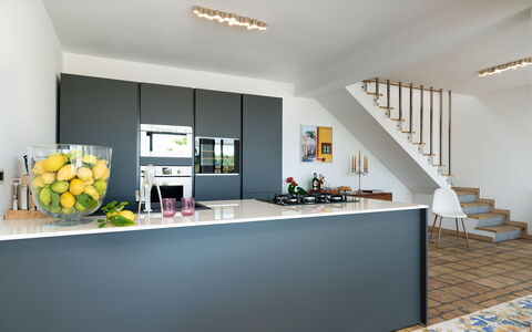 Villa Agrigenta - Ribera, Sicilia: Cabinetry, Countertop, Gebouw, Architectuur, Keuken, Interieur Ontwerp, Verdieping, Flooring, Onroerend Goed, Woonkamer