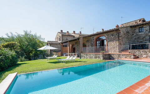 Le Masse - Greve In Chianti, Toscana: Water, Lucht, Fabriek, Eigendom, Gebouw, Azure, Zwembad, Stoel, Boom, Vrije Tijd