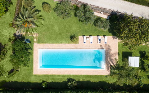 Oasi Verde - Santa Maria La Stella, Sicilia: Fabriek, Water, Gebouw, Azure, Rechthoek, Zwembad, Vegetation, Land Lot, Stedelijk Ontwerp, Zwemwater