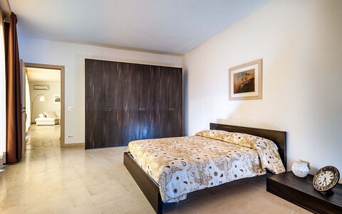 Casapietra - Scicli, Sicilia: Eigendom, Meubilair, Comfort, Hout, Interieur Ontwerp, Flooring, Verdieping, Laminaatvloer, Hardwood, Beits