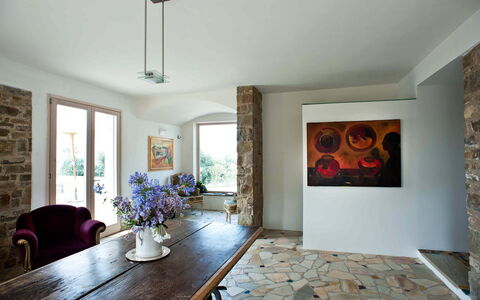 Pietramare - Castellabate, Campania: Tafel, Meubilair, Fabriek, Eigendom, Bloem, Fotolijst, Venster, Hout, Stoel, Verlichting