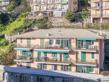 Spacious Apartment In Sori With Large Terrace - So