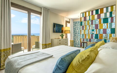 Villa Agata - Sea View | By Rocco Forte Villas: Eigendom, Meubilair, Venster, Comfort, Azure, Gebouw, Textiel, Bed Frame, Hout, Interieur Ontwerp