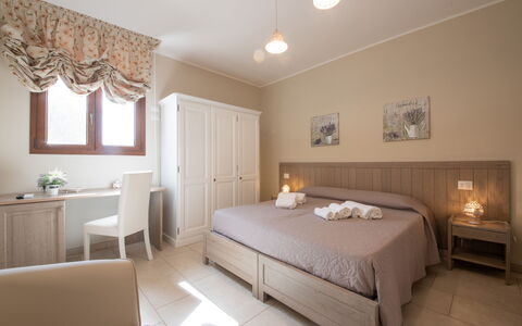 Terra Mater: Interieur Ontwerp, Meubilair, Bed, Slaapkamer, Hout, Verdieping, Plafond, Flooring, Kamer, Laken